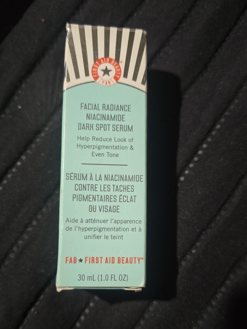 First Aid Beauty Facial Radiance Niacinamide Dark Spot Serum - Mint Box